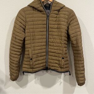 Duvetica size 40 green brown puffer jacket with full zipper flawed